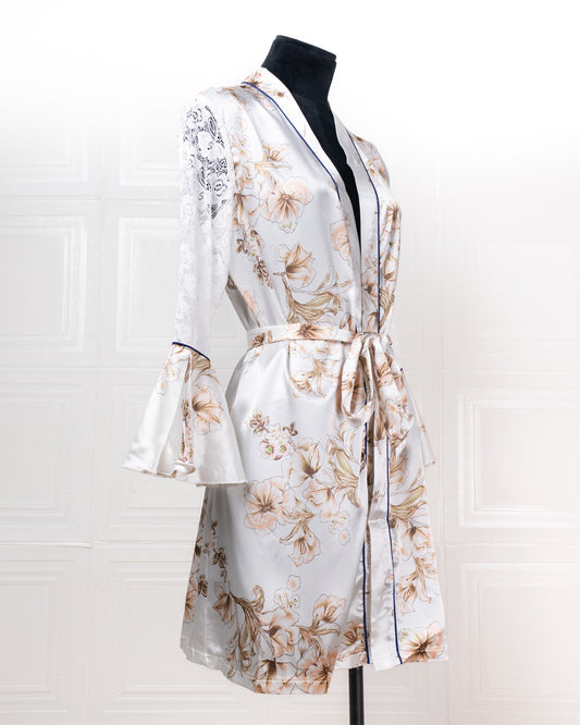 Silk Long-sleeve Bathrobe with Lily Pattern and Lace Details - Fever Lingeries