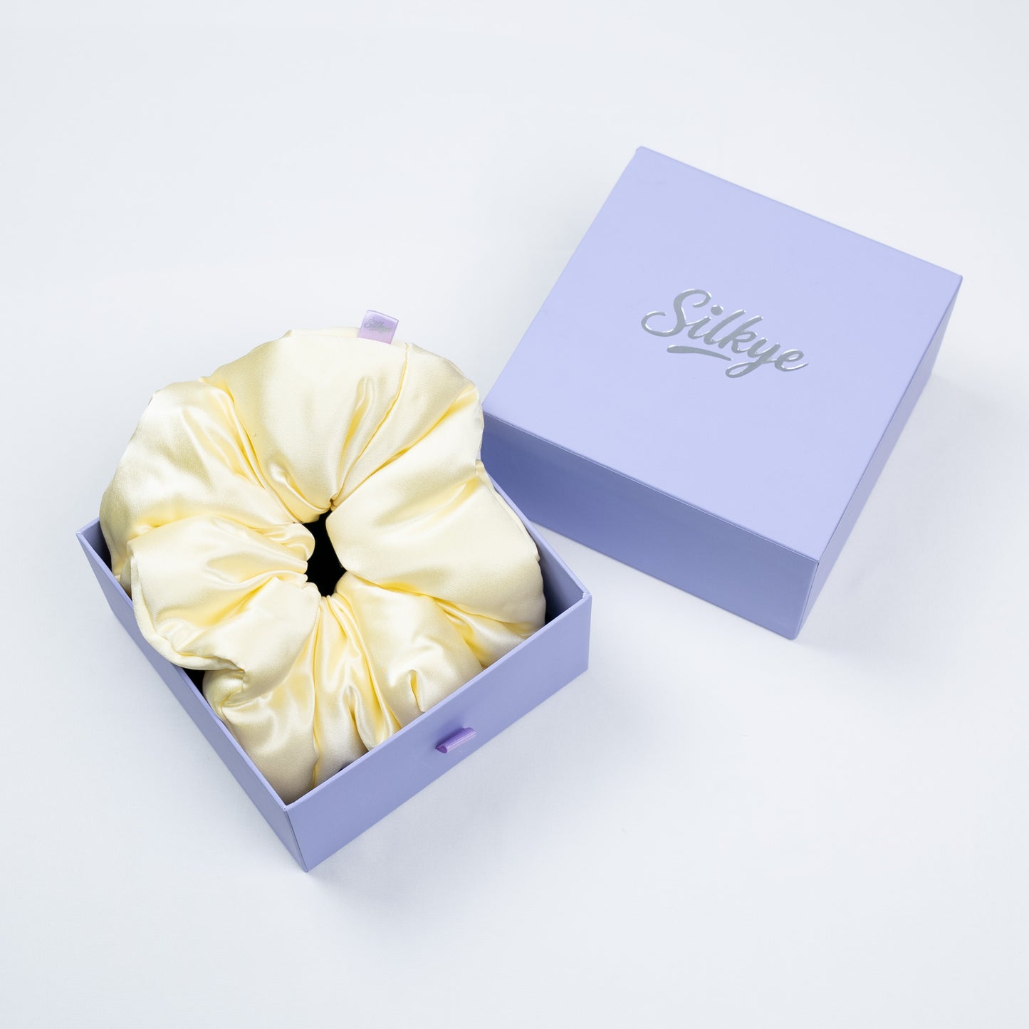 Silk Scrunchie Creamy Sunbeam