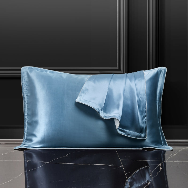 Silk Pillowcase Iris Blue - Fever Lingeries