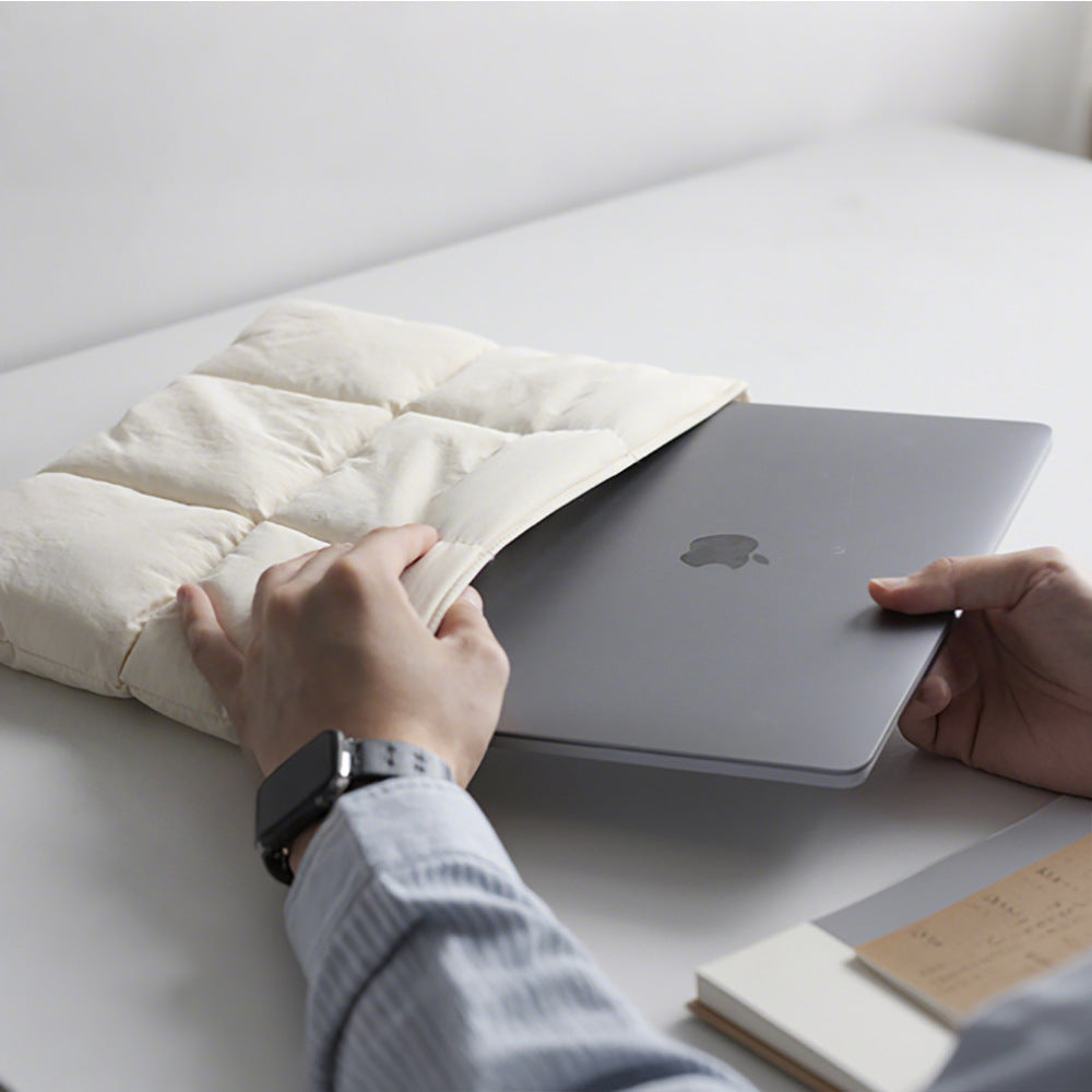Silkye water proof puffer Macbook / Ipad bag