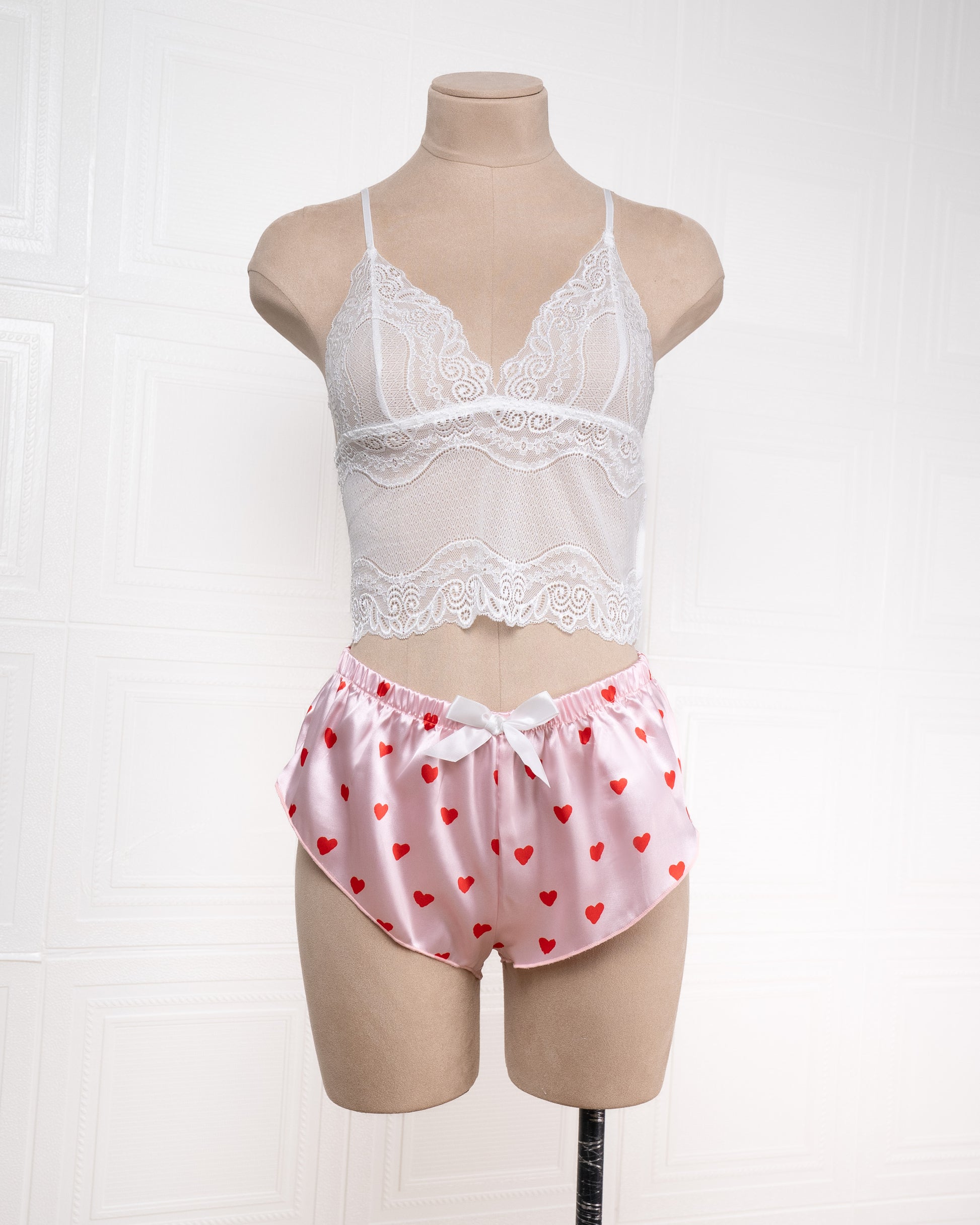 Three-piece Pink Heart-patterned Silk Bathrobe Set - Fever Lingeries