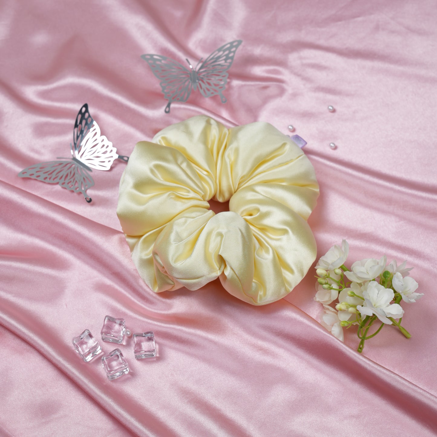 Silk Scrunchie Creamy Sunbeam