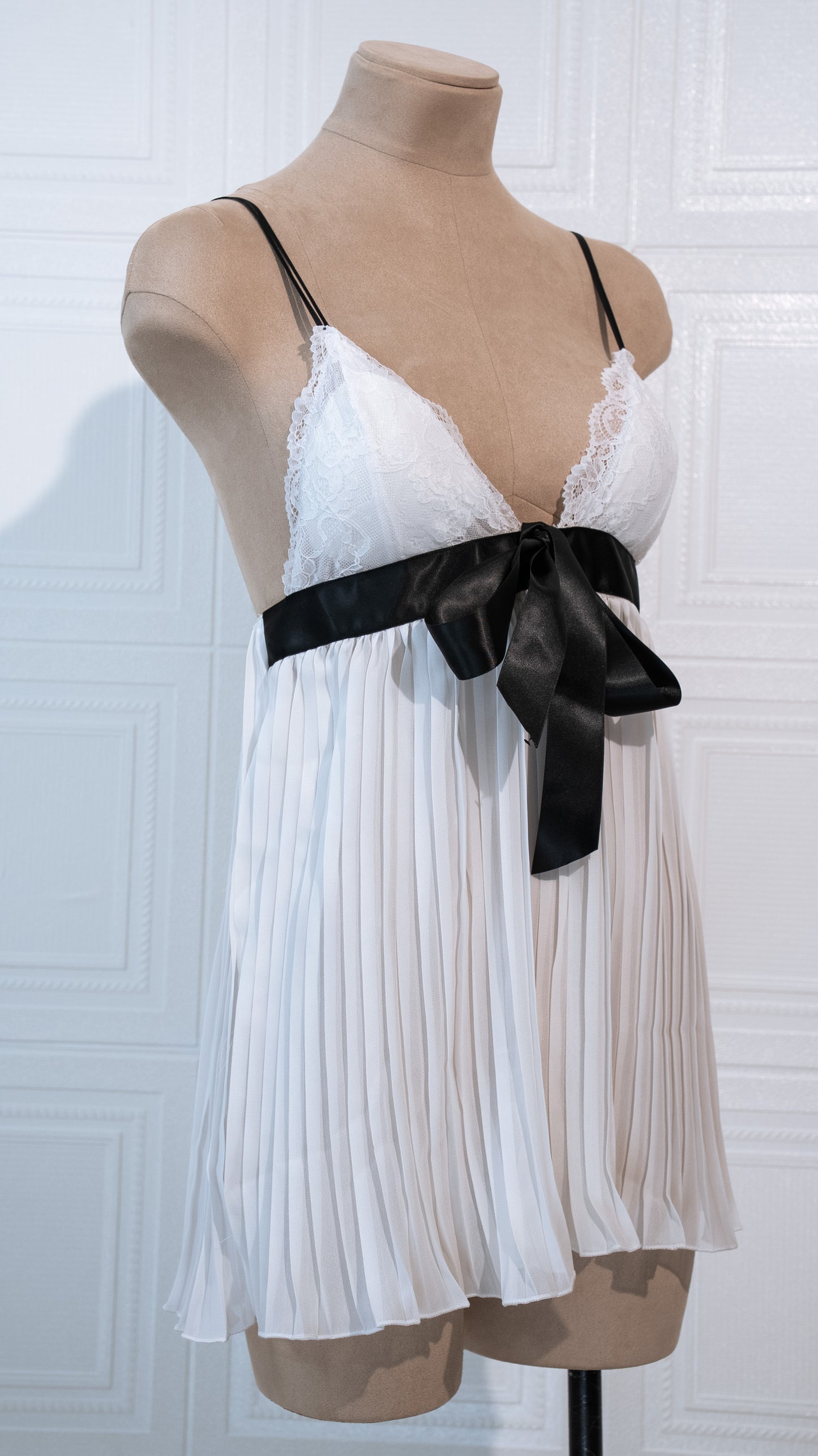 Serene Ribbon Pleat Babydoll White